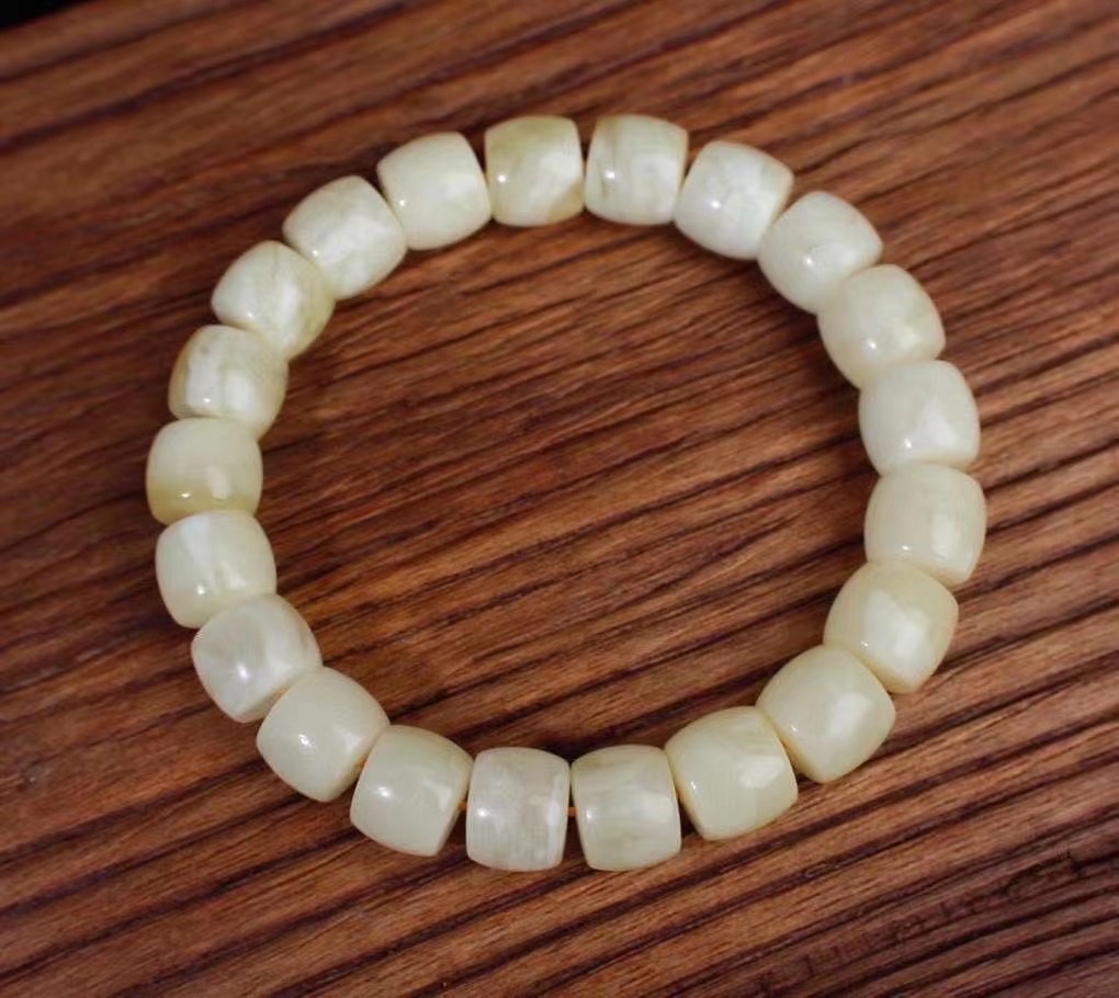 White honey wax bracelet Specification image
