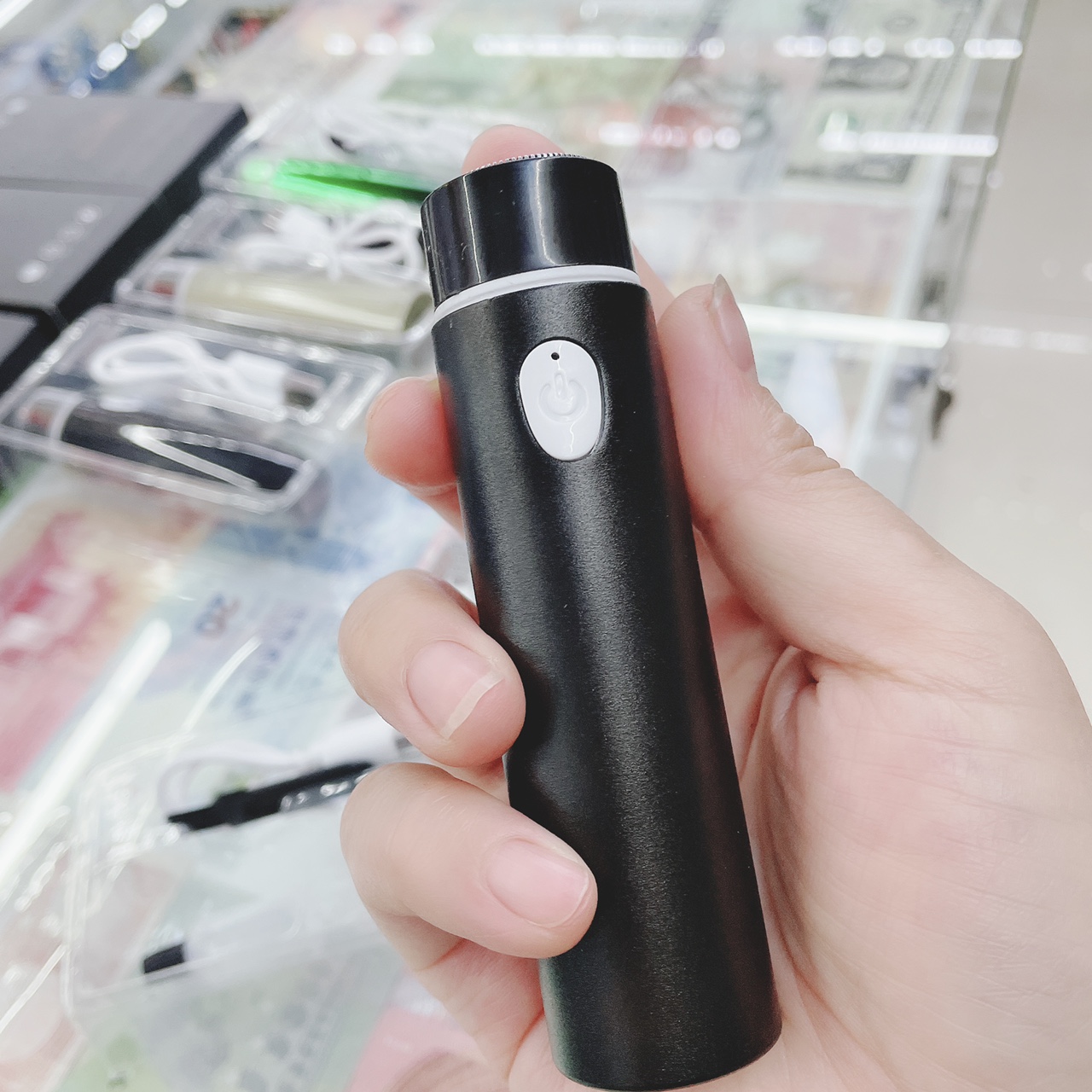 迷你型携带方便铝合金防摔剃须刀