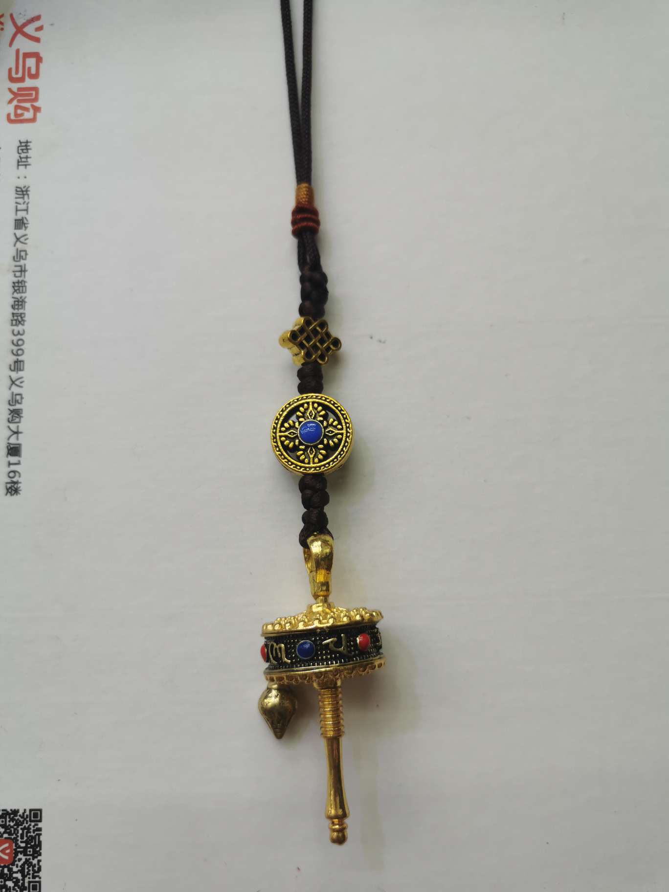 وتم تحويل السبائك بخمس قطرات من الزيت إلى حقيبة الظهر CY0034. details Picture