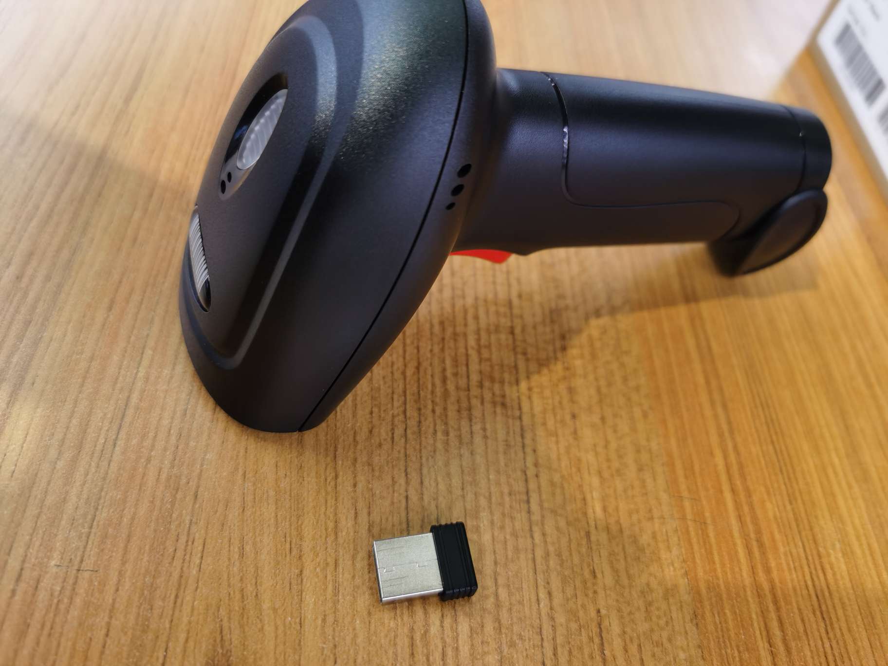 一维二维无线扫描器条码扫描枪商超快递物流出入库无线扫码枪厂家详情