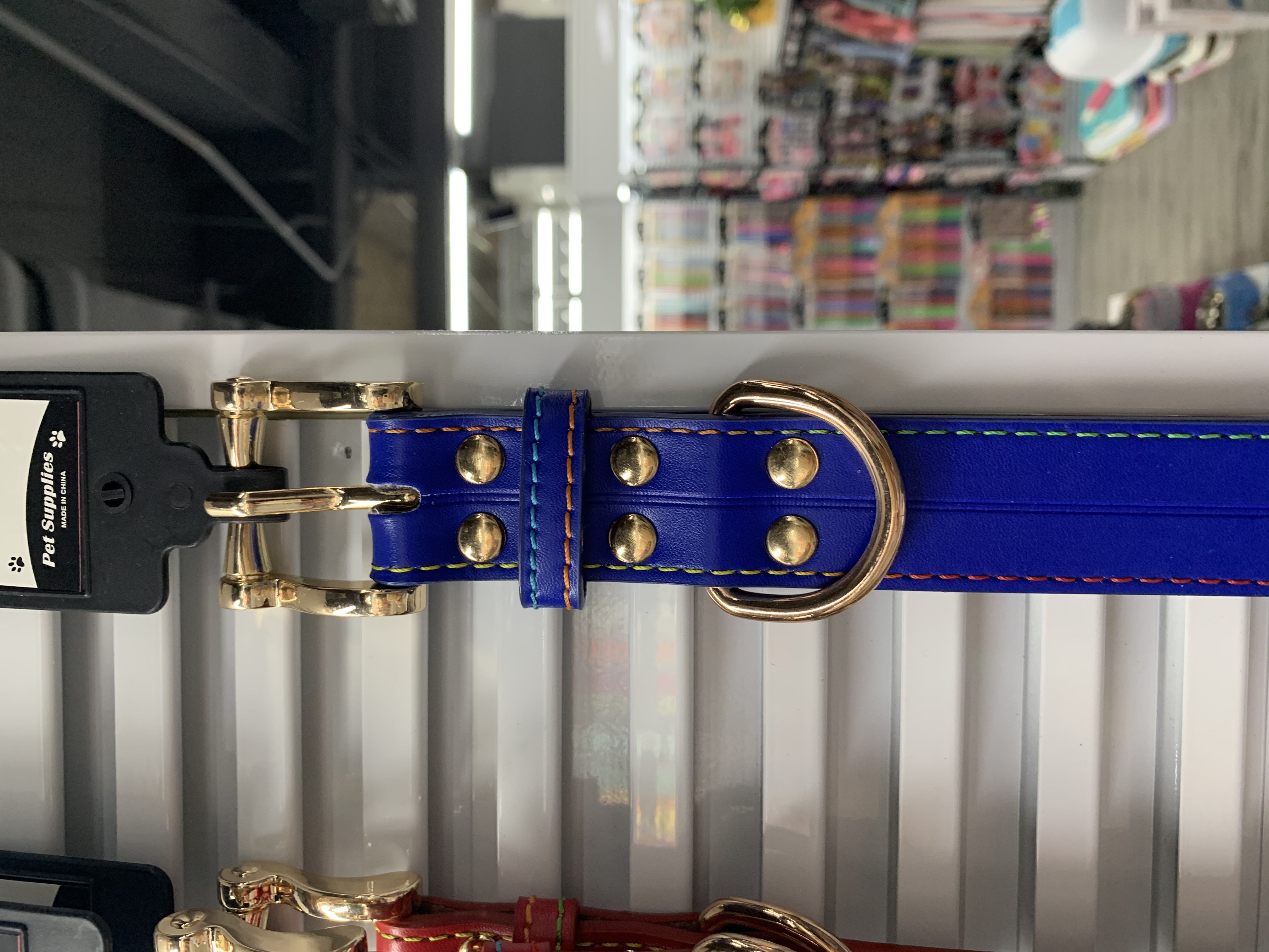 Factory direct sales of pet supplies: Dog running leash, pet chest and back anti-cushioning vest style chest and back Item Picture