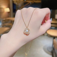 Japanese and Korean style niche design sense titanium steel necklace women's series geometric shape Internet bestseller trendy collarbone chain wholesale 001 details Picture