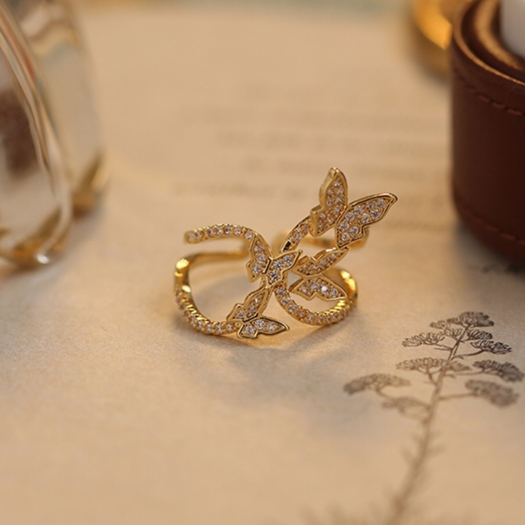Jade Pearl -068 Butterfly Ring, a niche design for women with an Instagram cool and cool style, is a high-end, light luxury, fashionable, individual and exquisite index finger ring