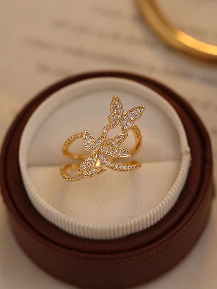 Jade Pearl -068 Butterfly Ring, a niche design for women with an Instagram cool and cool style, is a high-end, light luxury, fashionable, individual and exquisite index finger ring Item Picture