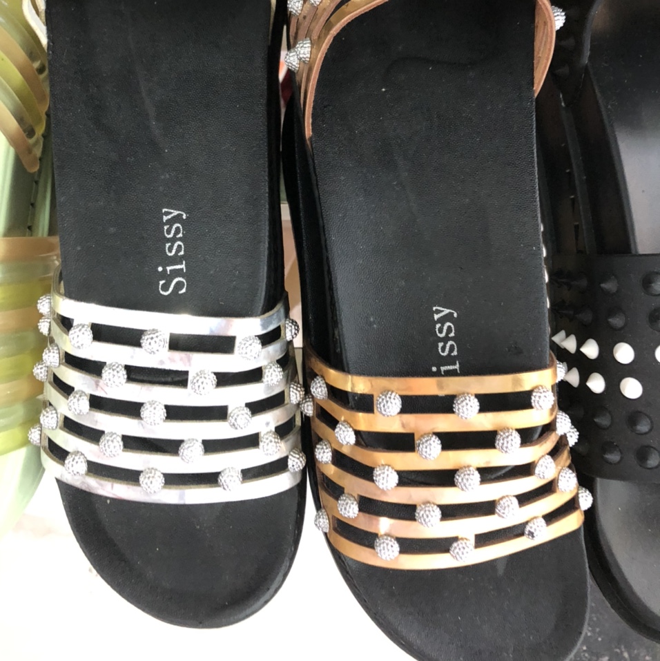 Slippers 90