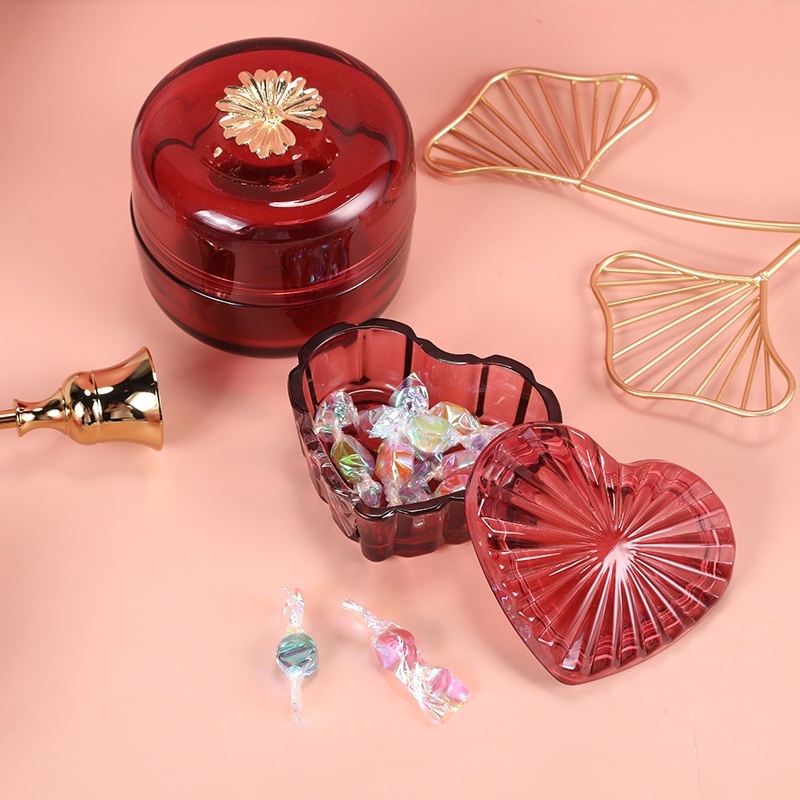 Heart-shaped glass candy jar with lid household storage jar