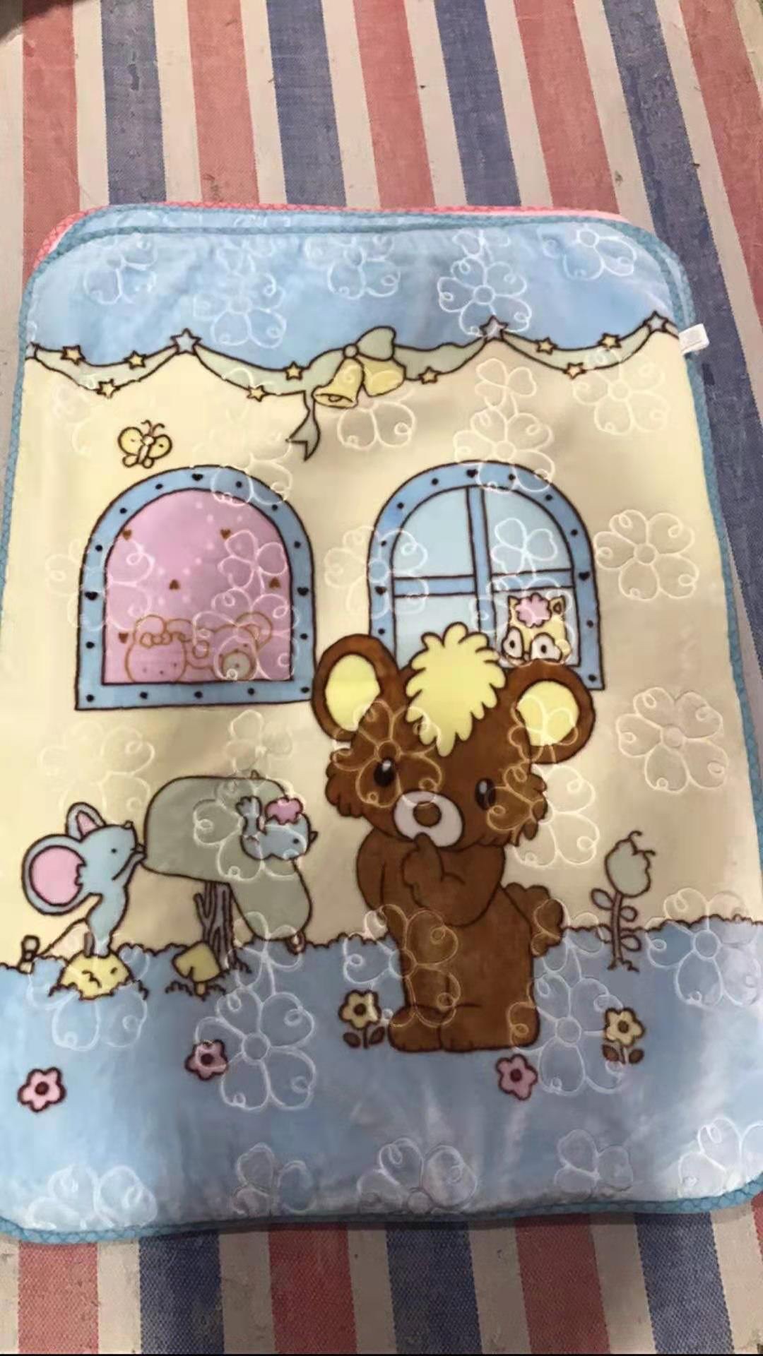 2021 Factory Direct Sales New Explosive Wholesale Double-Layer Children Cloud Blanket 100*140 Application Scenario