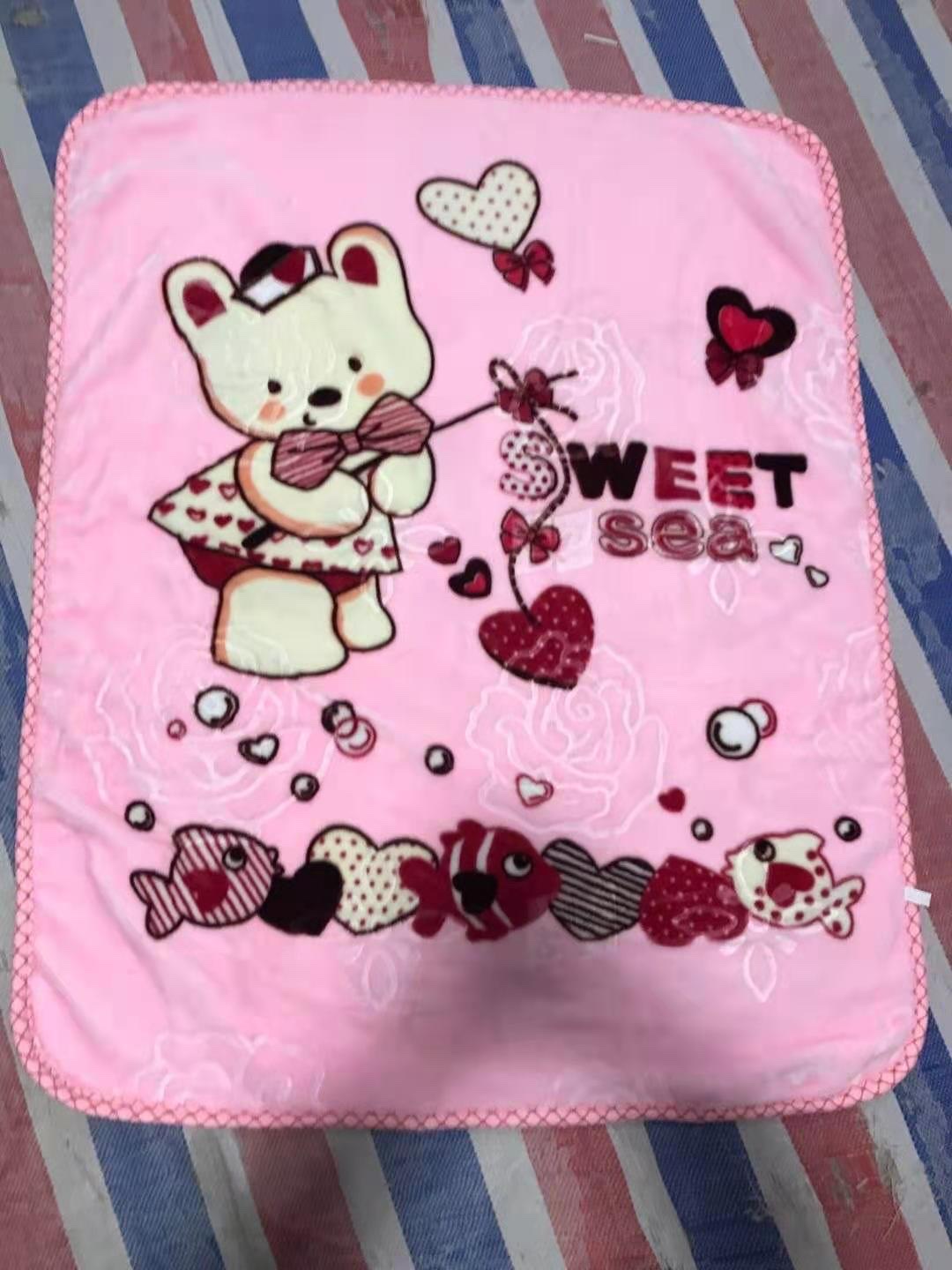 2021 Factory Direct Sales New Explosive Wholesale Double-Layer Children Cloud Blanket 100*140 details Picture