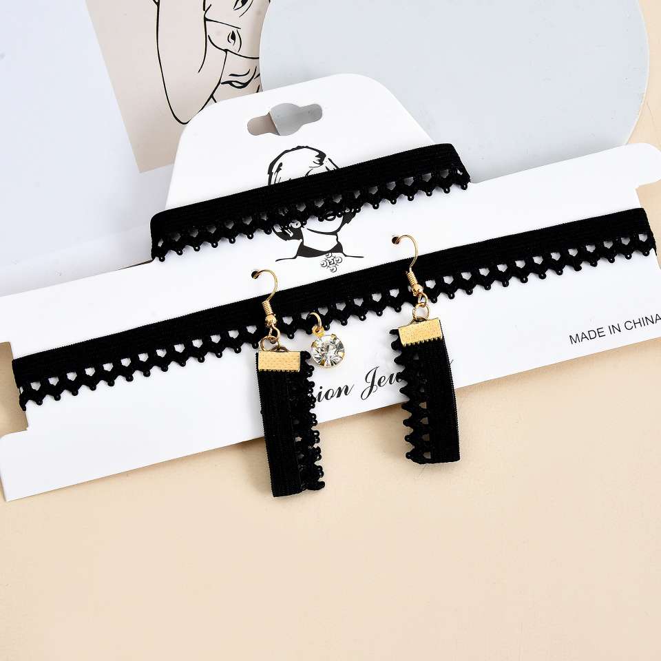 FLY1573 Style Necklace, trendy female Internet celebrity neck chain choker, black collarbone chain, short neck chain, neck strap three-piece set pic 3