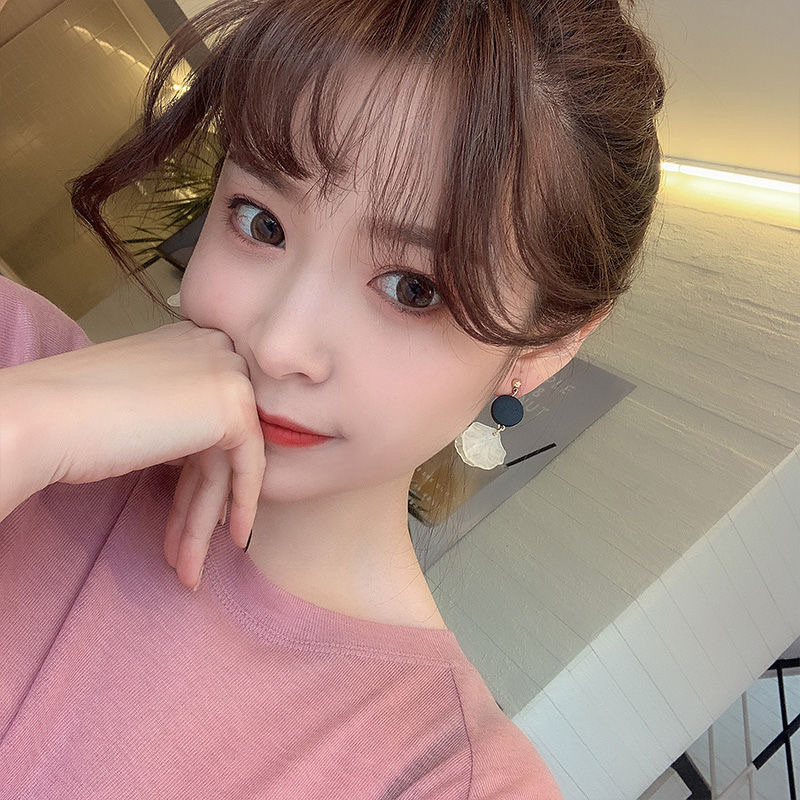 Summer Earrings 2019 New trendy Internet celebrity earrings, versatile earrings, long ear clips for women's charm, silver ear studs without ear holes Specification image