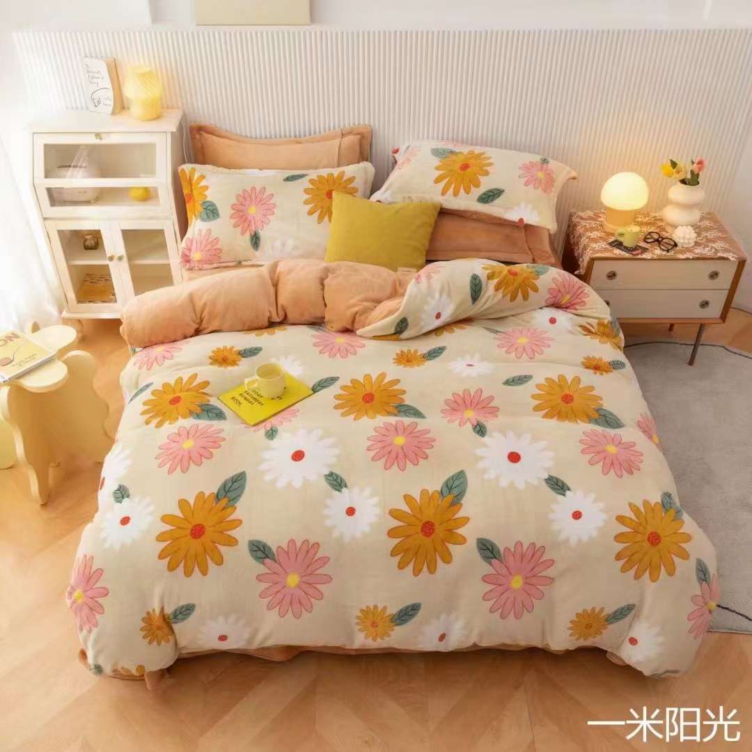 女式貂绒衫实物图