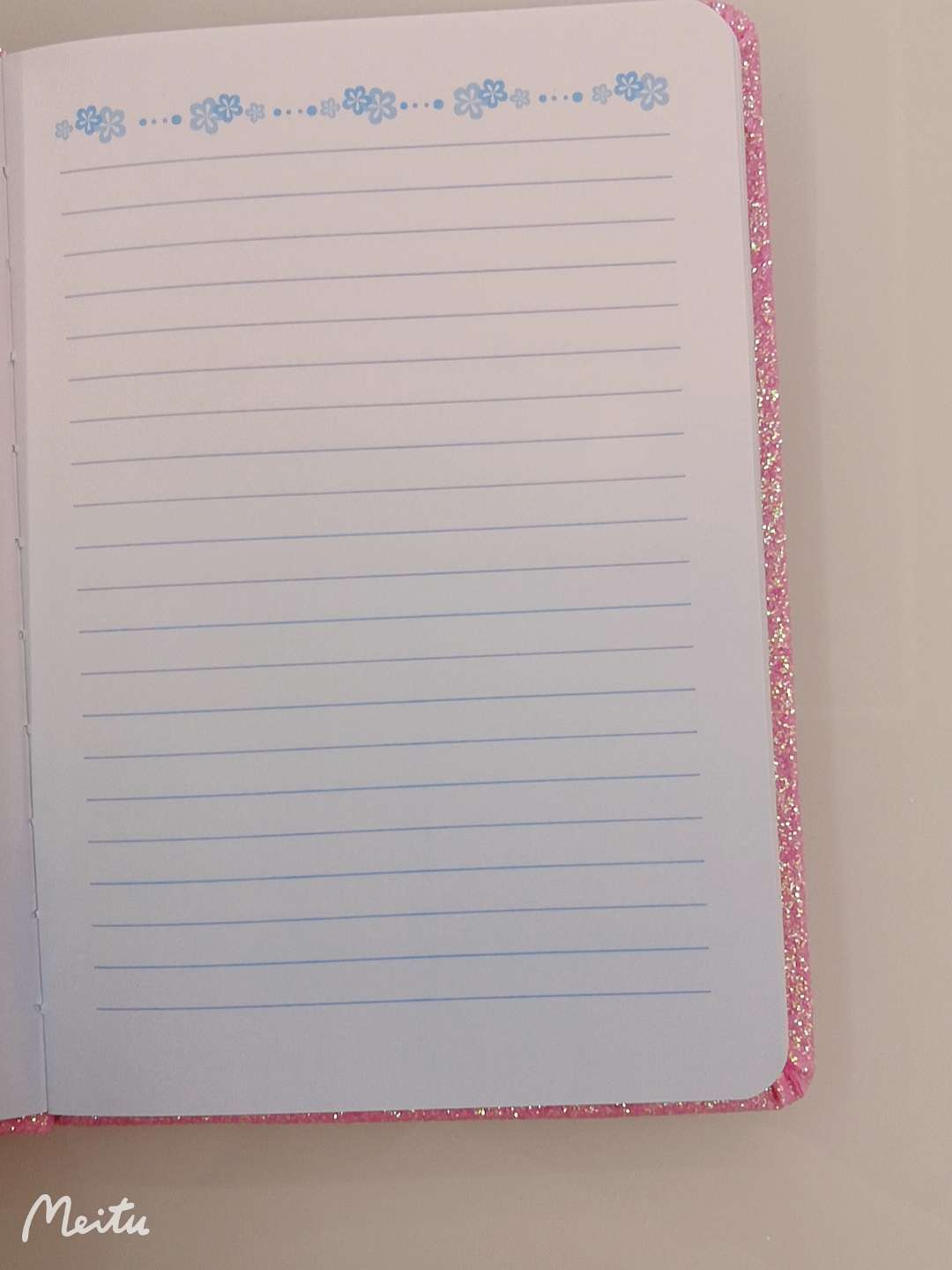 大32k金粉PU笔记本（人鱼）白底实物图