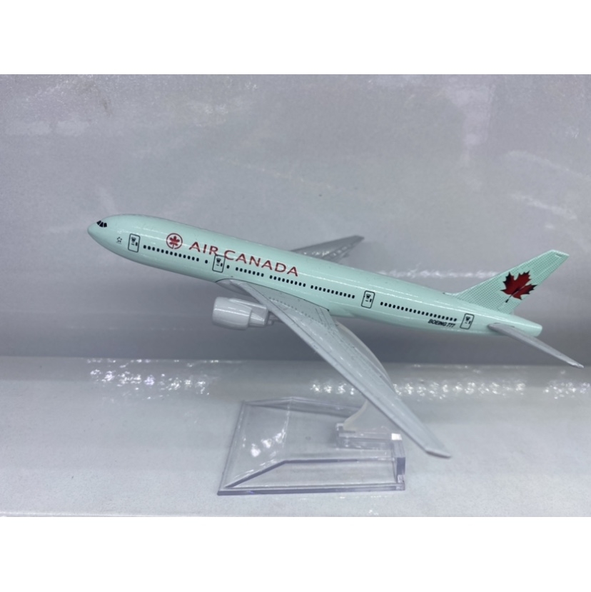 2-823:16cm仿真飞机模型：CANADA