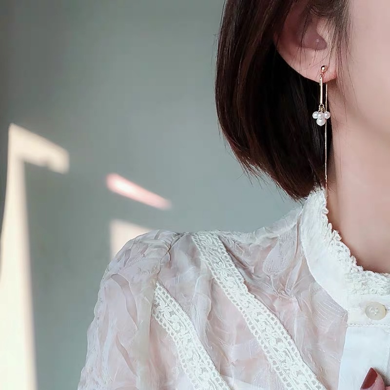 Long tassel earring clip style Korean feminine earrings and pendants without ear piercings 2 Item Picture