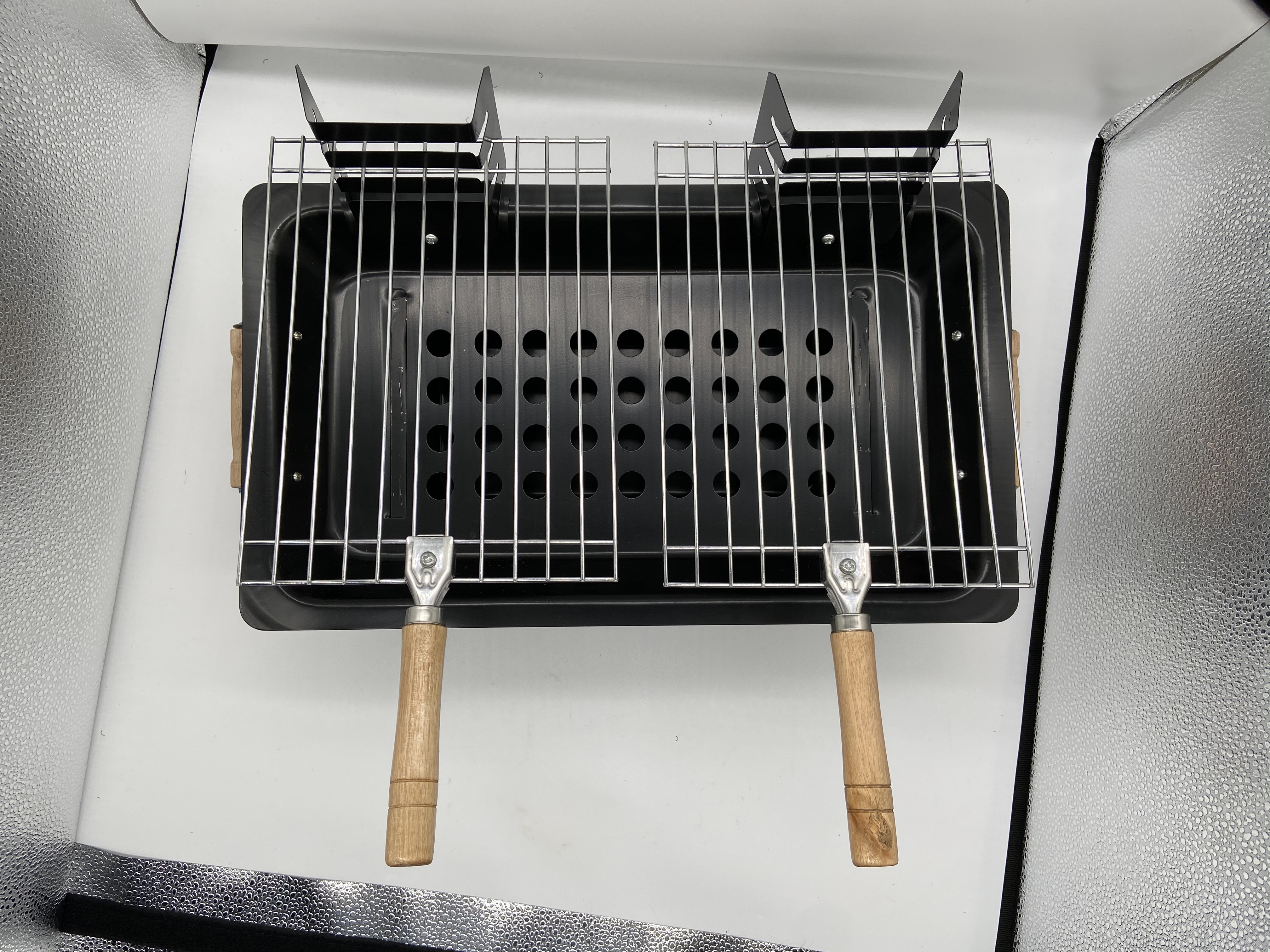 الموقد النقال للحرق القابل للتفكيك النقال في BBQ Grill Hibril BBchi BBQ Grill Item Picture