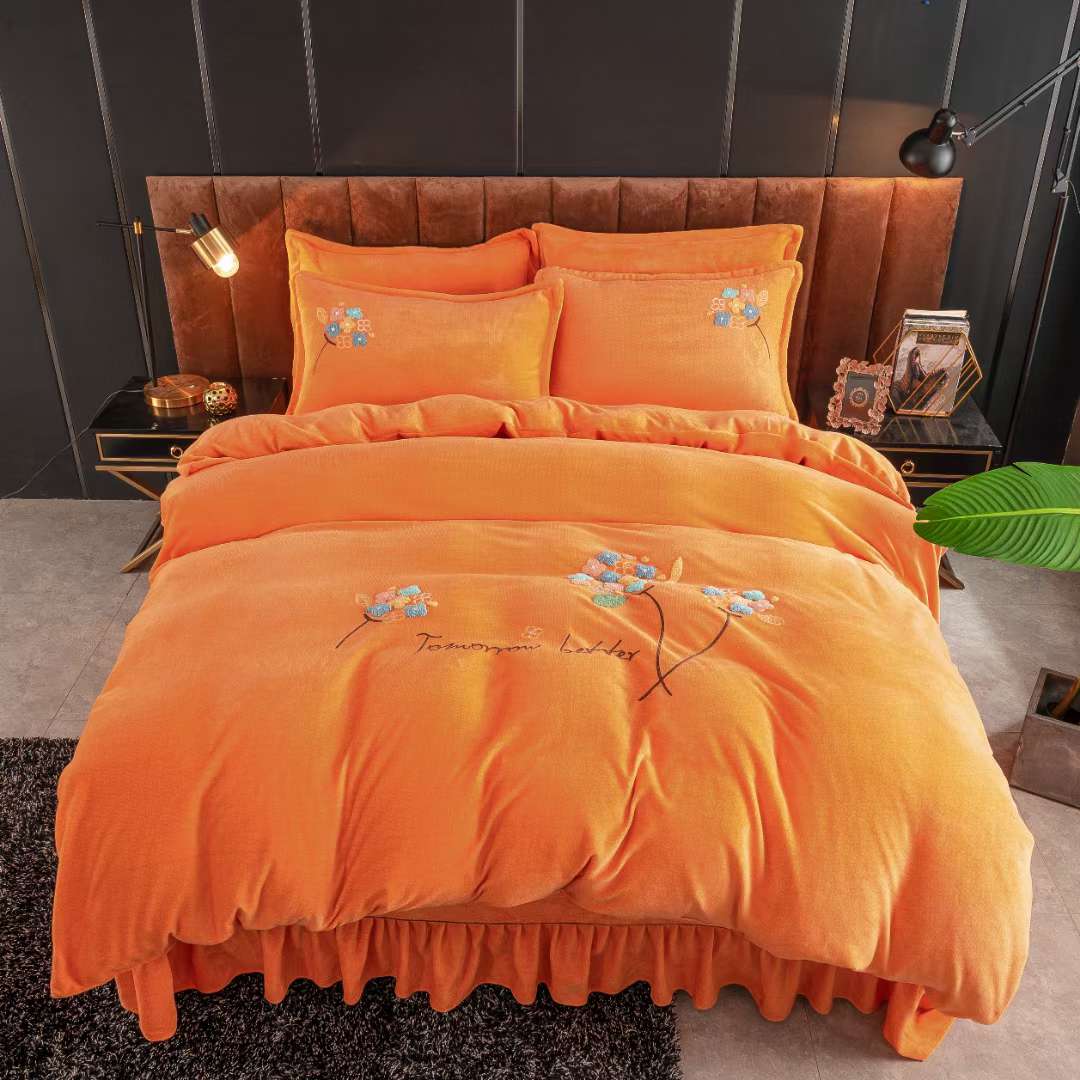 Embroidered bed skirt pic 5