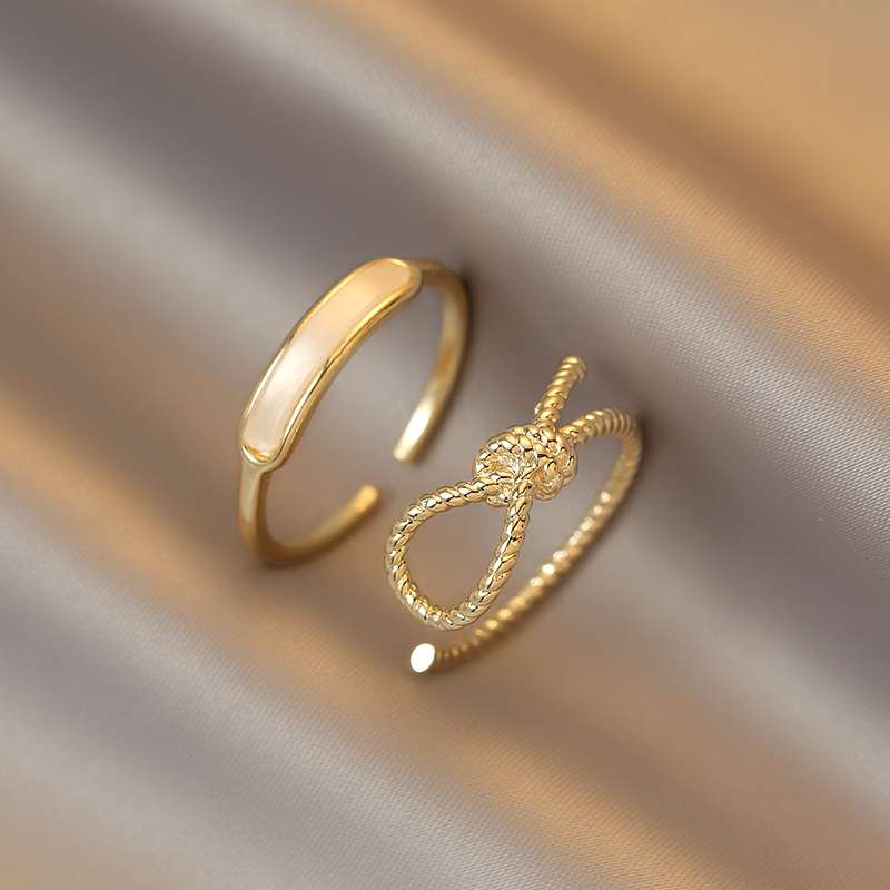 Yuzhu -023 Simple and plain ring with a hemp rope knot, a niche and fashionable cold style open ring for women, an Instagram trendy and popular design index finger Application Scenario