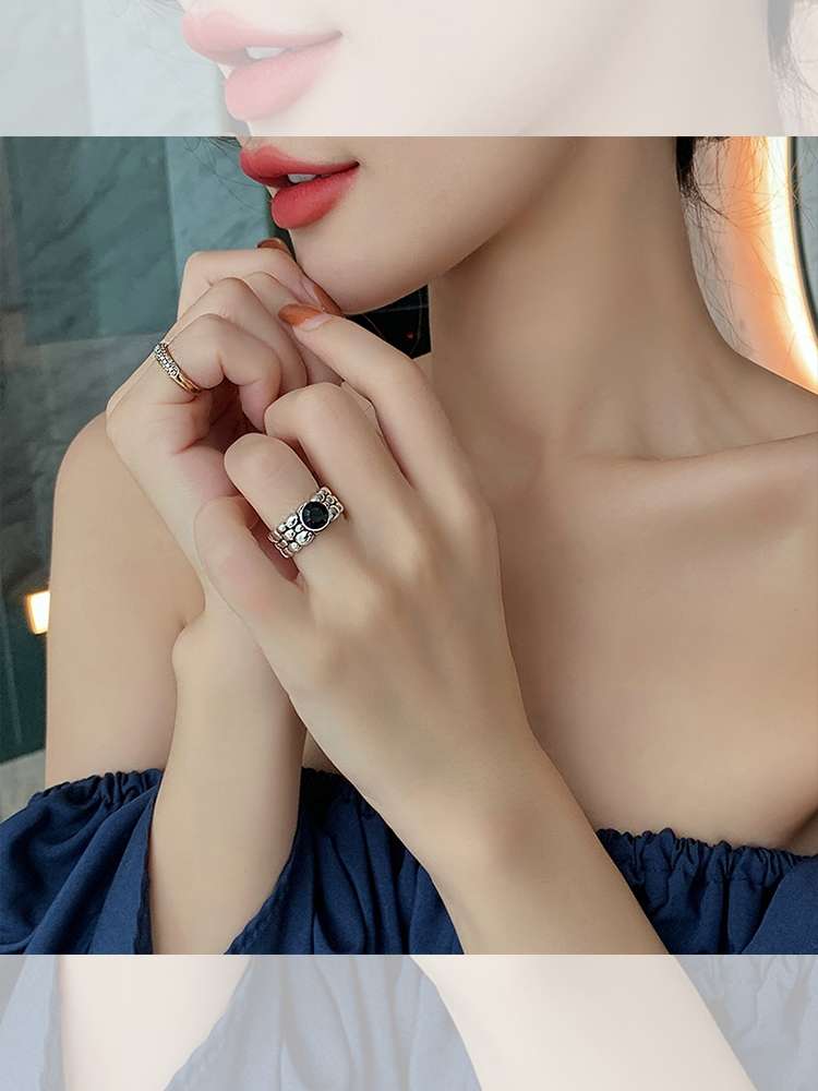 Jade Bead -019 Snake Pattern Retro Vintage Ring, Women's fashionable and individual Open ring, Cold Style Black Zircon ring, ins Trendy index finger ring details Picture