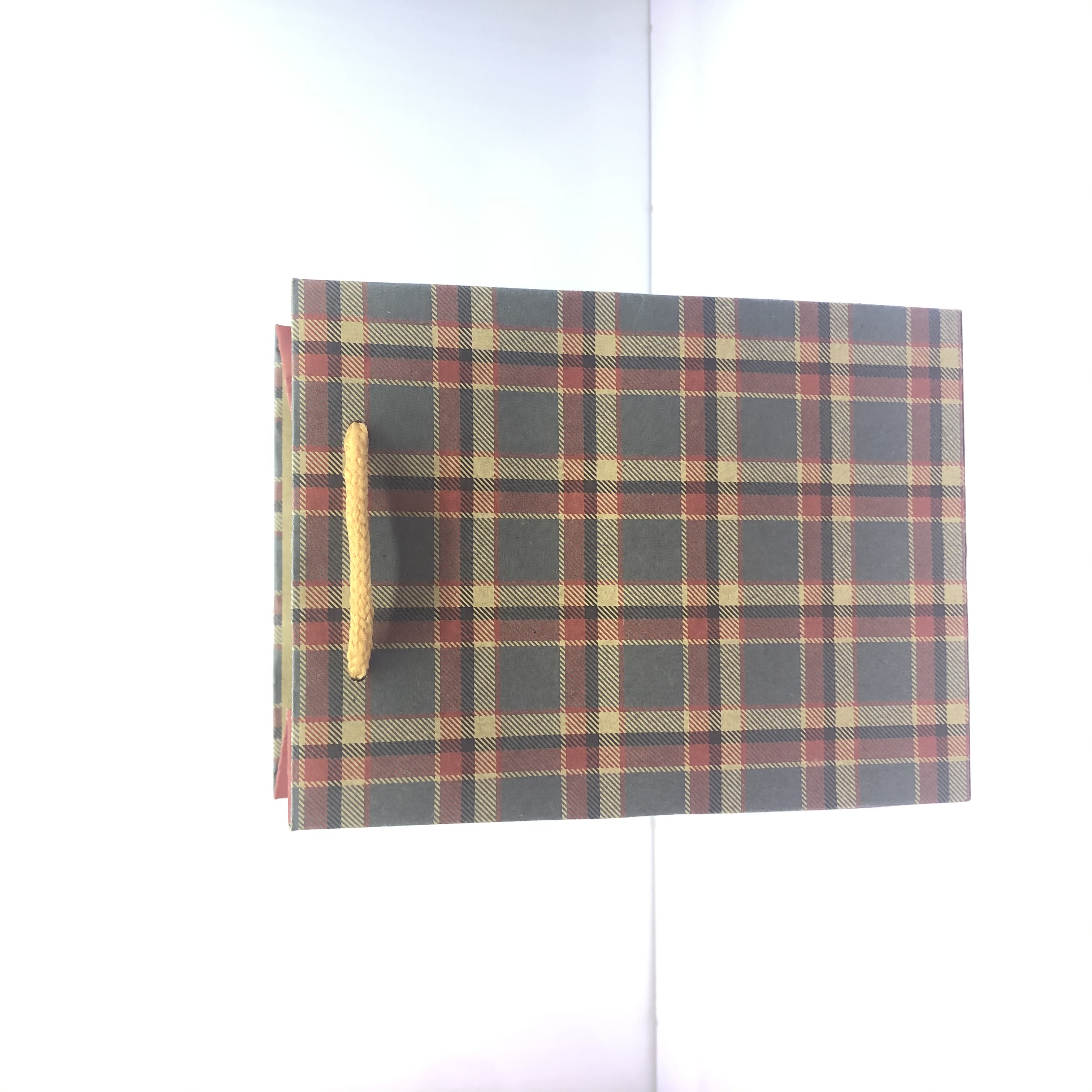 Brown Kraft Classic Plaid Series Gift Bags Affordable 3 full figure