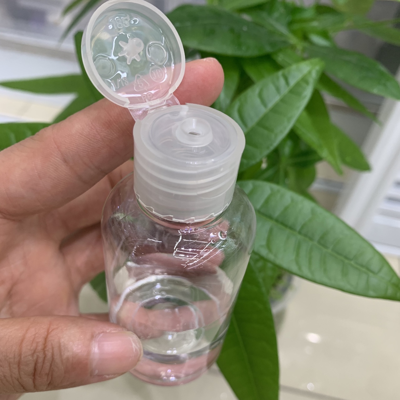 喷瓶80.100.120ml翻盖瓶，乳液瓶洗发水瓶酒精凝胶瓶，护肤水瓶