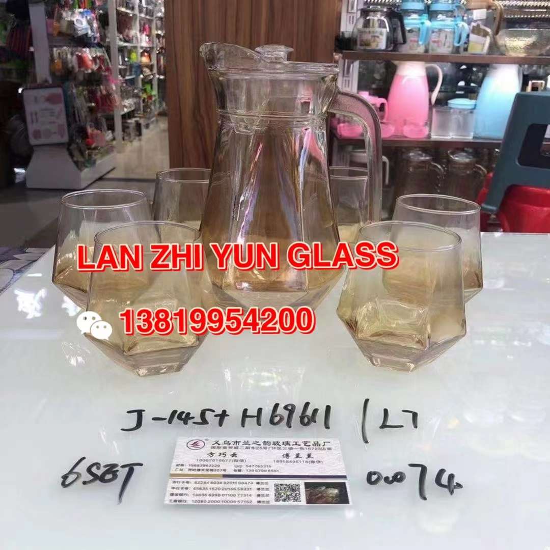 Glass water bottle set Application Scenario