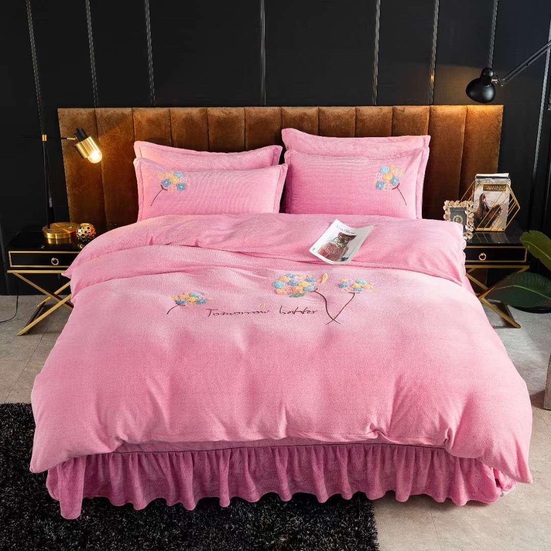 Embroidered bed skirt pic 2