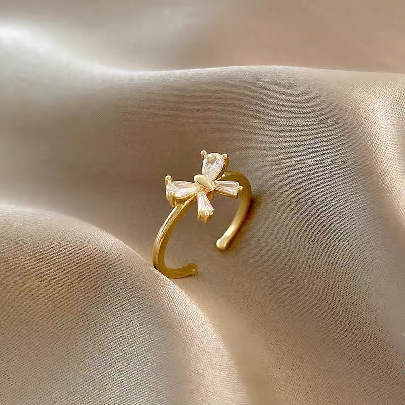A luxurious, high-end, exquisite, noble and elegant goddess ring details Picture