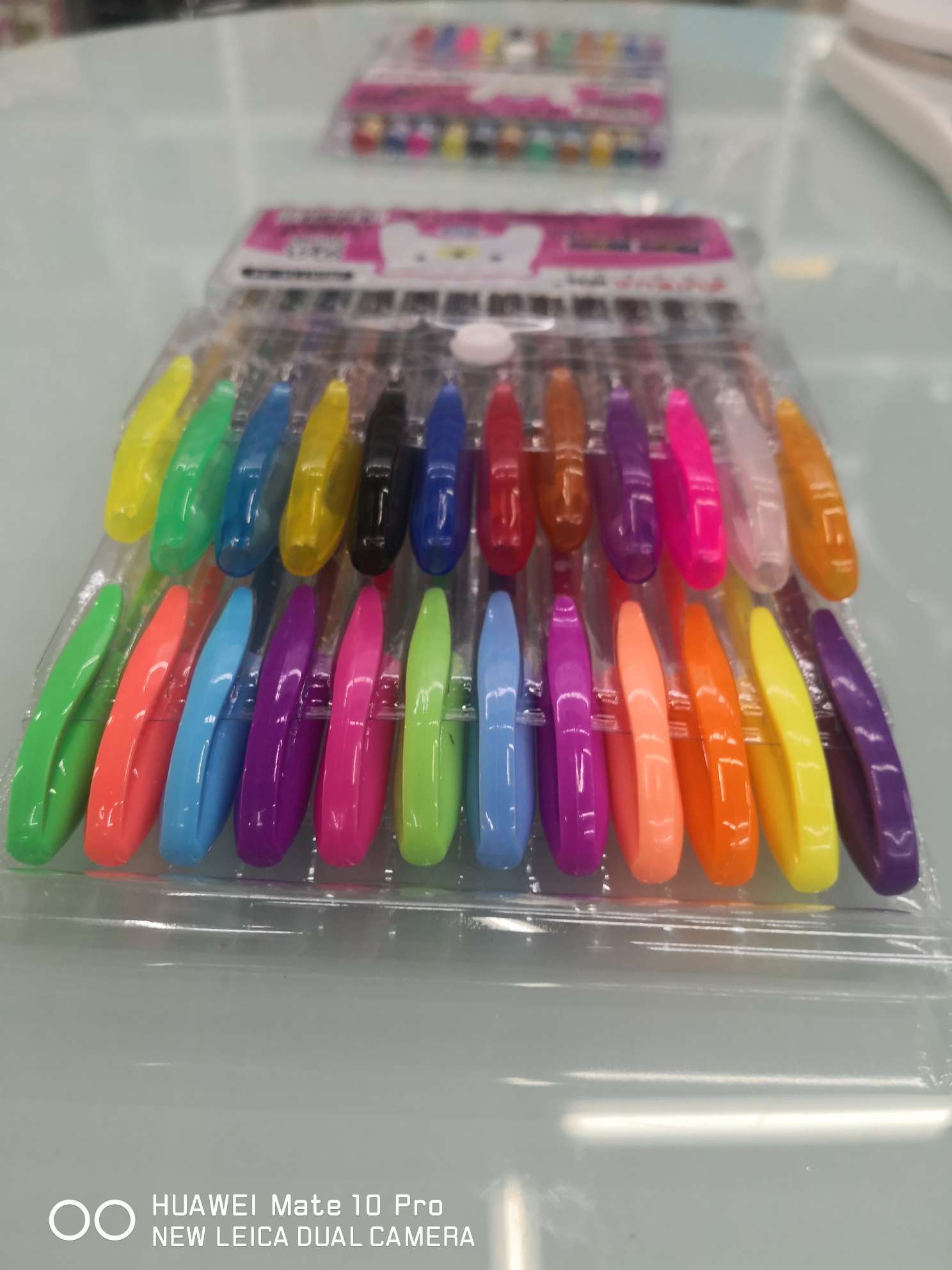 Yiwu Boyang Pen and Ink Products Store, HG6118-24 color PVC bag packaging, flash pen, highlighter pen. Application Scenario