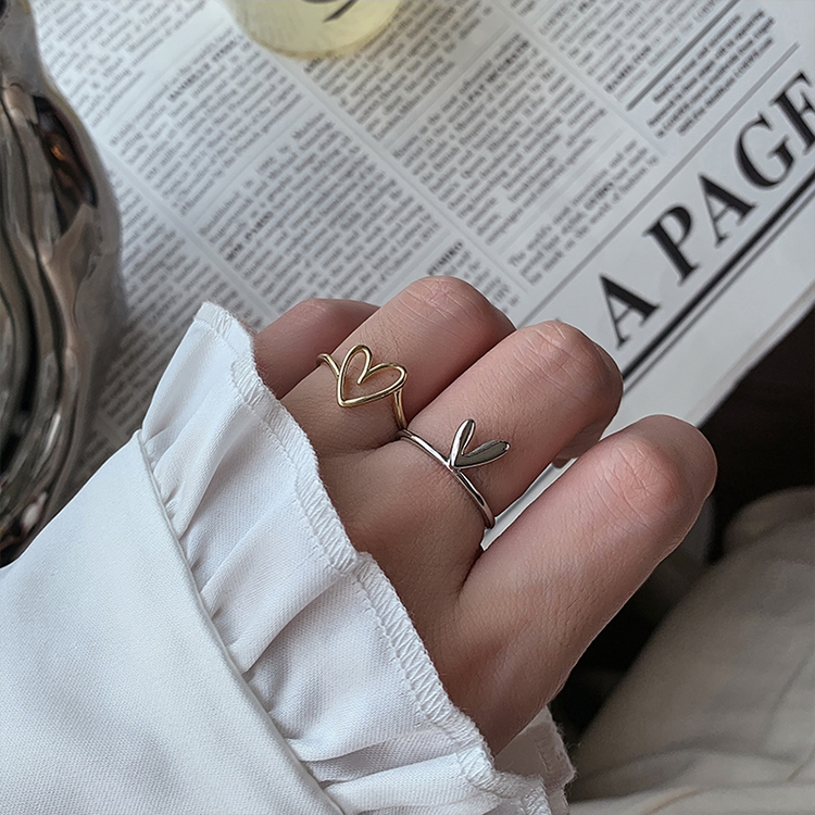 Yuzhu 024 New niche design heart-shaped ring for women, solid hollowed-out and stackable index finger ring, creative jewelry