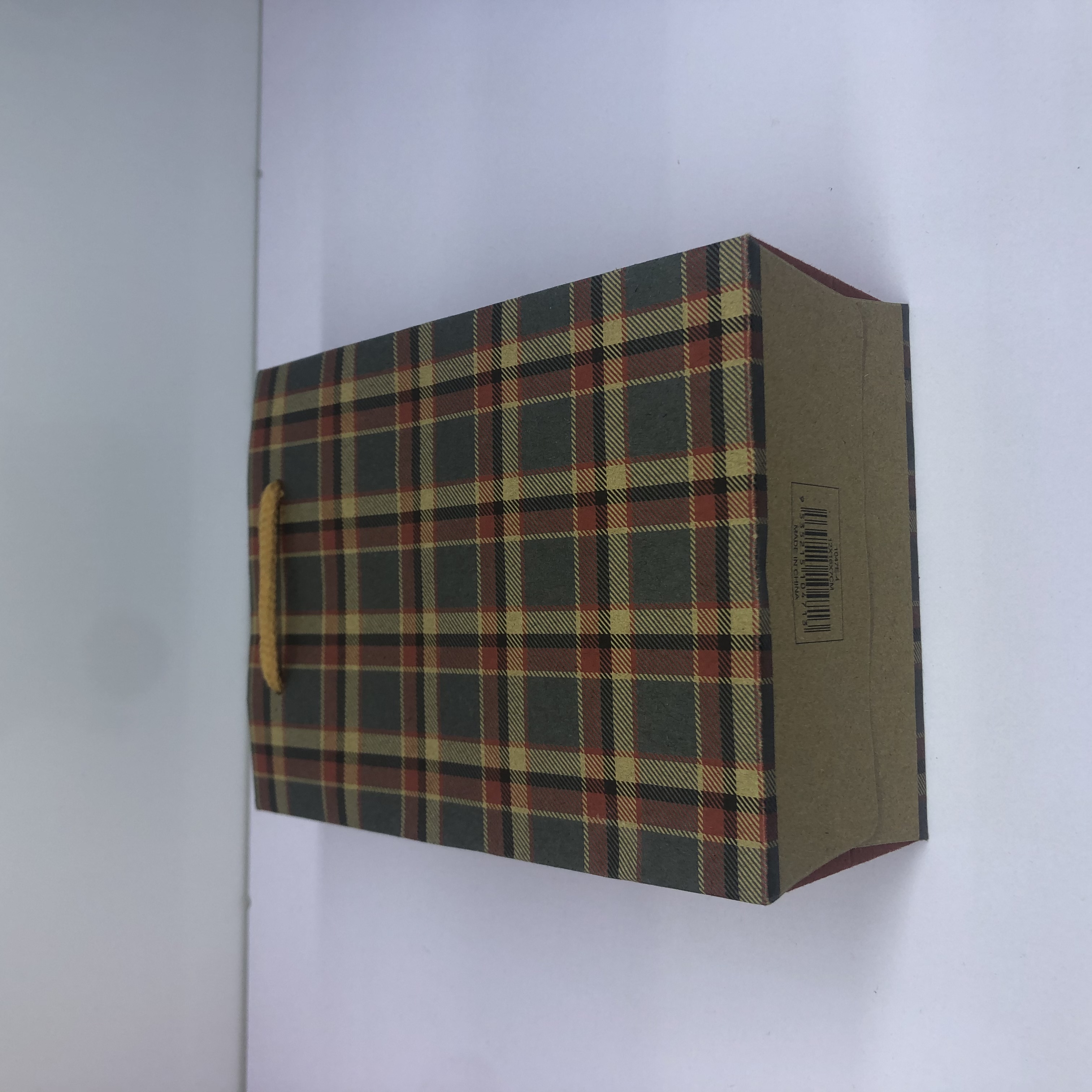 Brown Kraft Classic Plaid Series Gift Bags Affordable 3 Application Scenario