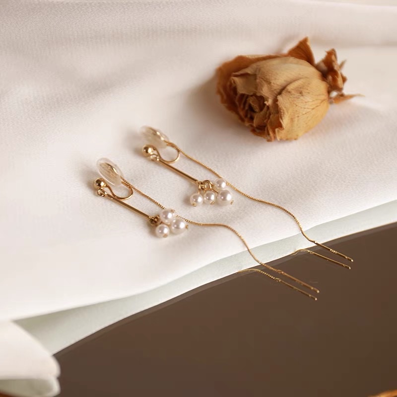 Long tassel earring clip style Korean feminine earrings and pendants without ear piercings 2 details Picture