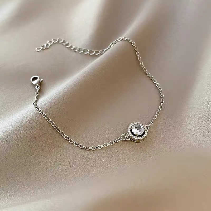 A simple, fashionable and versatile Korean-style fresh and simple bracelet details Picture