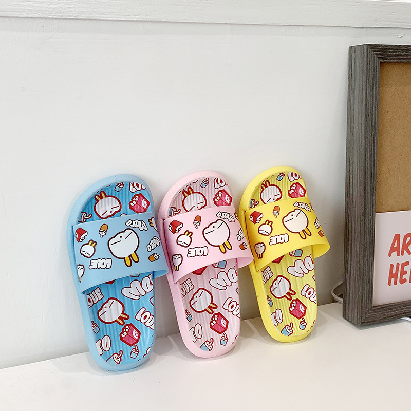 Wholesale and consignment of the 2021 summer new children's slippers - small children's cartoon rogue rabbit one-shoulder slippers with soft soles from the manufacturer