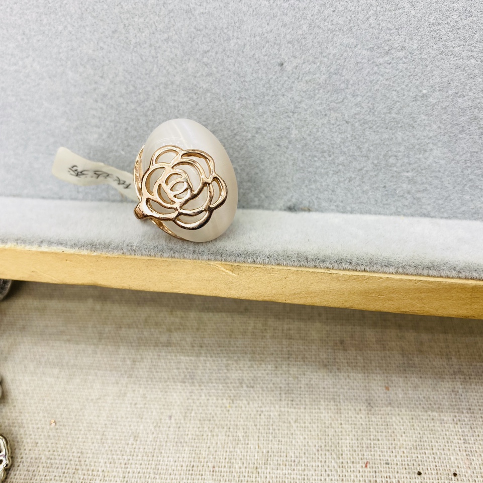 ins2021 new niche designer Korean temperament full of diamond diamond ring female simple net red cold wind 010010 thumbnail