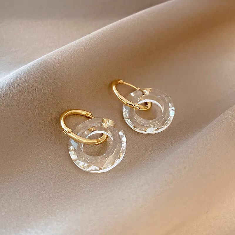 Small fresh fashion trend simple crystal circle western style girl earrings