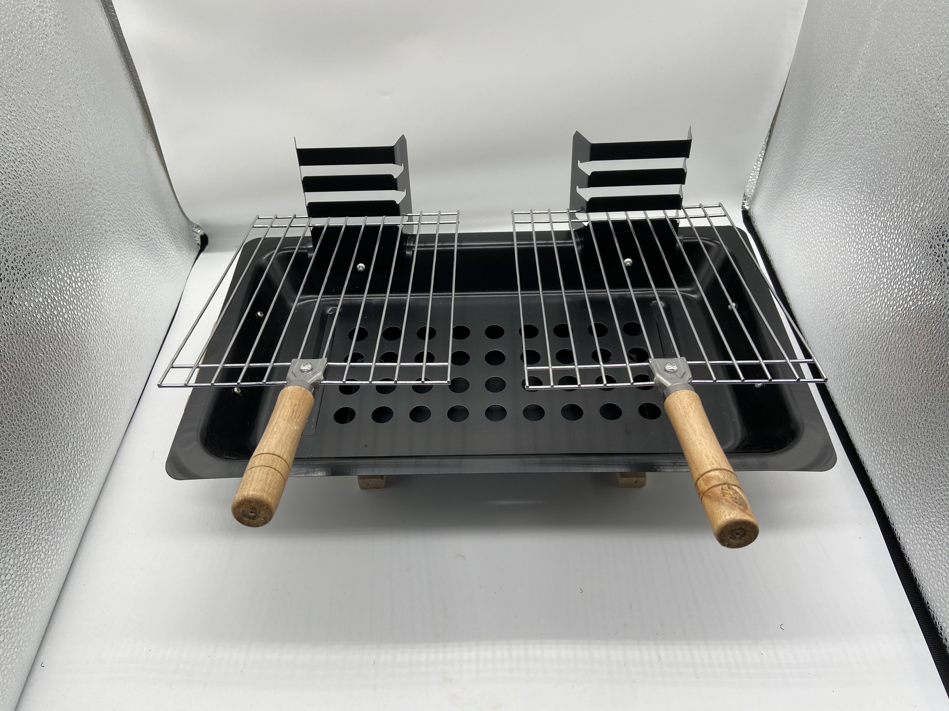 الموقد النقال للحرق القابل للتفكيك النقال في BBQ Grill Hibril BBchi BBQ Grill details Picture