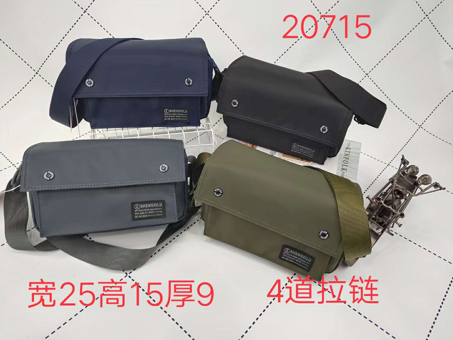 Men's Shoulder Bag Crossbody Bag Waterproof Nylon Application Scenario