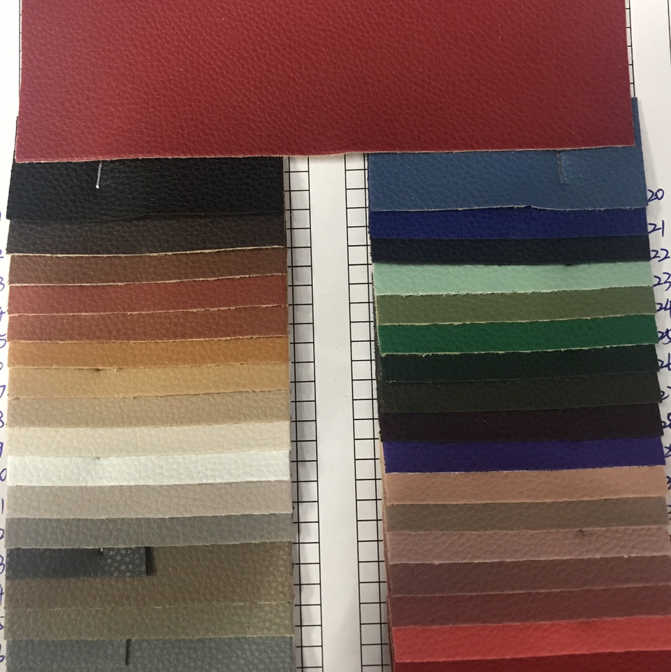 Factory direct sales of Guifei Lychee pattern blue eco-friendly leather bag fabric, table mat and placemat leather, wear-resistant and waterproof pvc leather