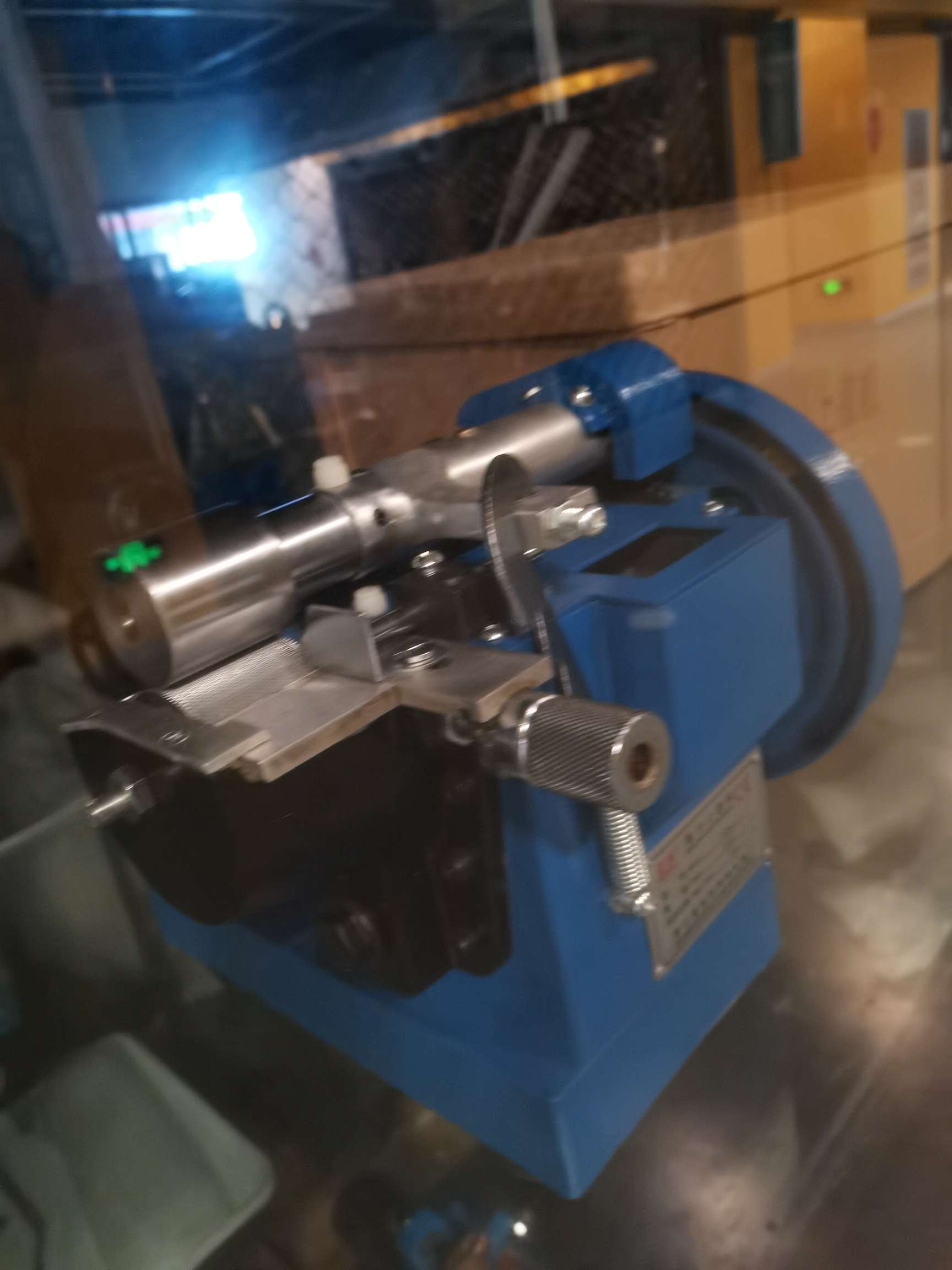 4CM yellow glue machine detail image 1