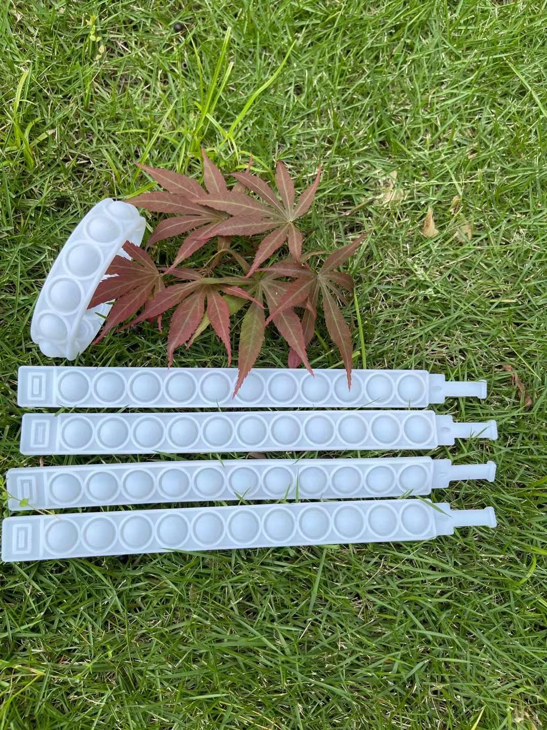 发泄解压/灭鼠先锋手链/手链 007细节图