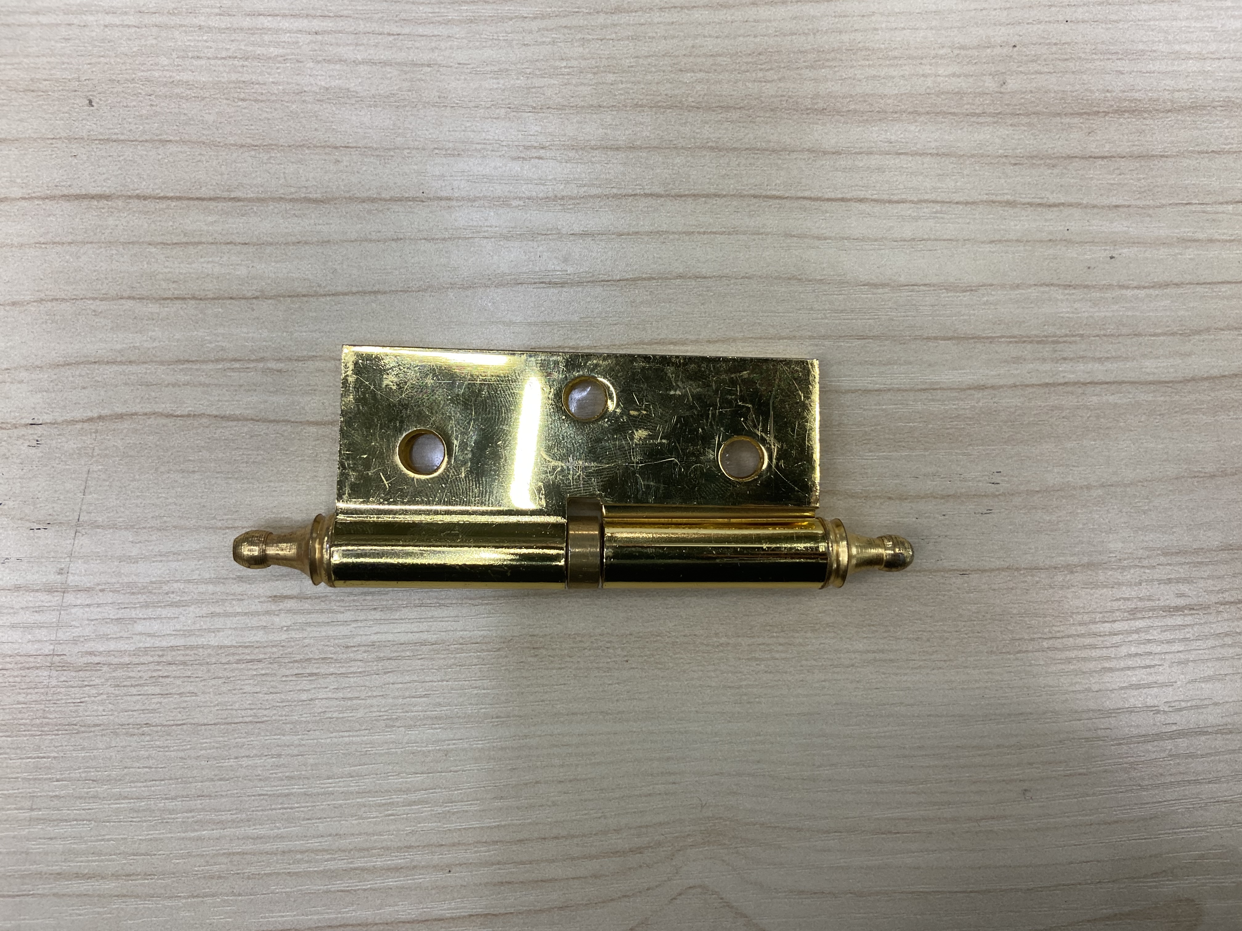 1511 5-inch detachable crown head hinge 5*3*2.5mm*1BB 120*72mm imitation gold Application Scenario