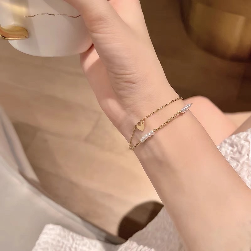 A super ethereal and girlish pearl fashion trend, beautiful and charming bracelet Application Scenario