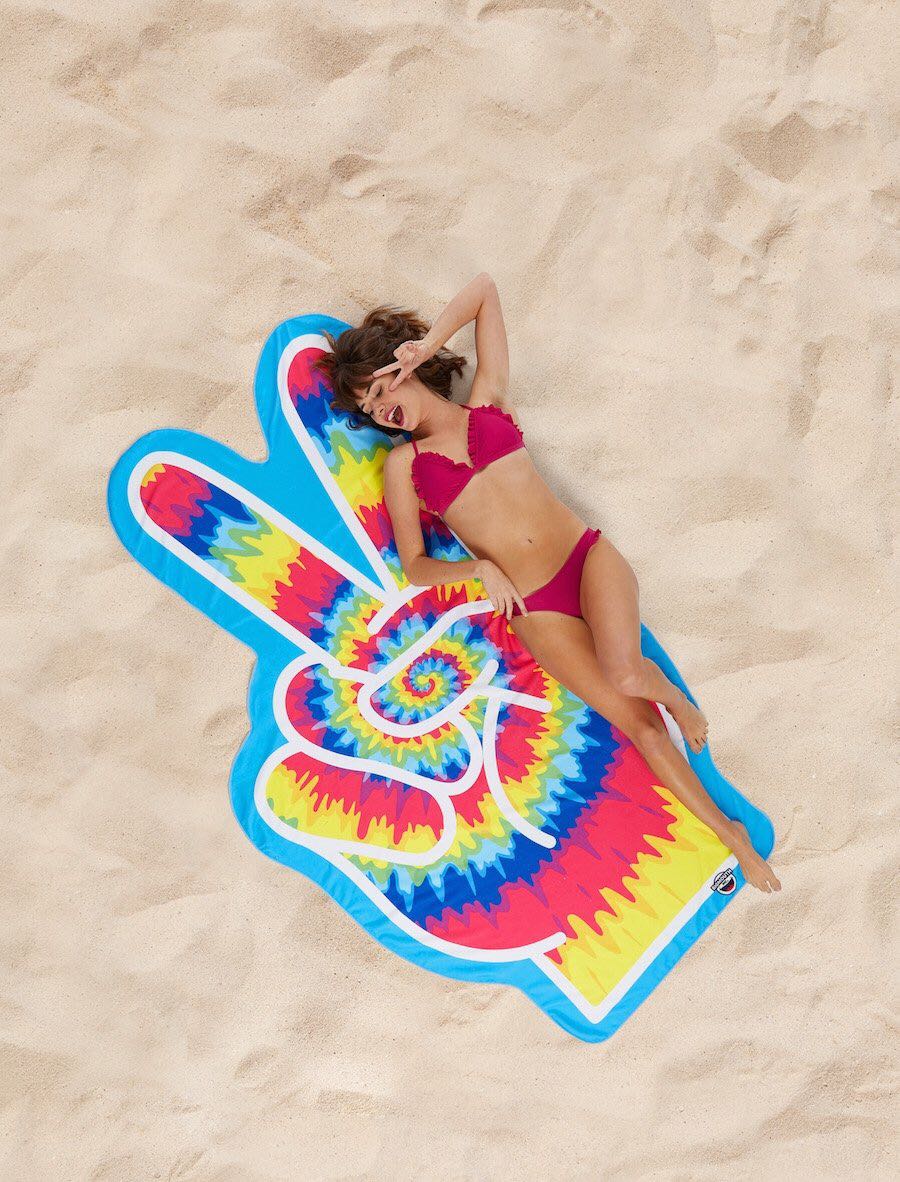 Beach towel, polyester round towel, irregular creative shape, bath towel for export to Europe and America, customizable 150*150cm, pizza, shark, avocado detail image 19