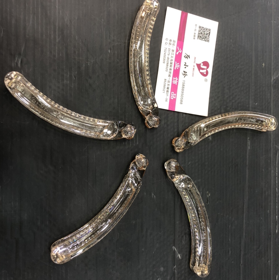 厂家直销各种图案的香槟色香蕉🍌夹定制颜色定做