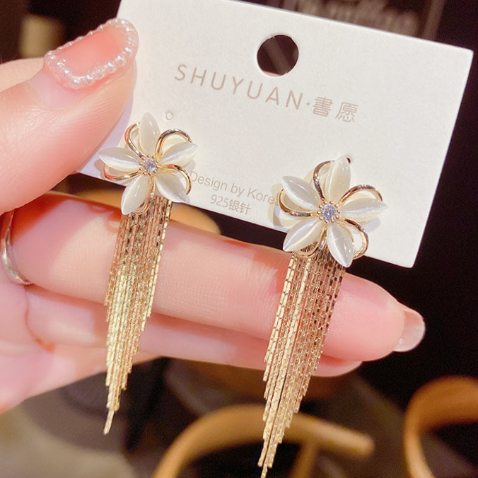 东大门时尚花朵流苏两戴耳环韩国气质网红百搭银针耳钉耳饰