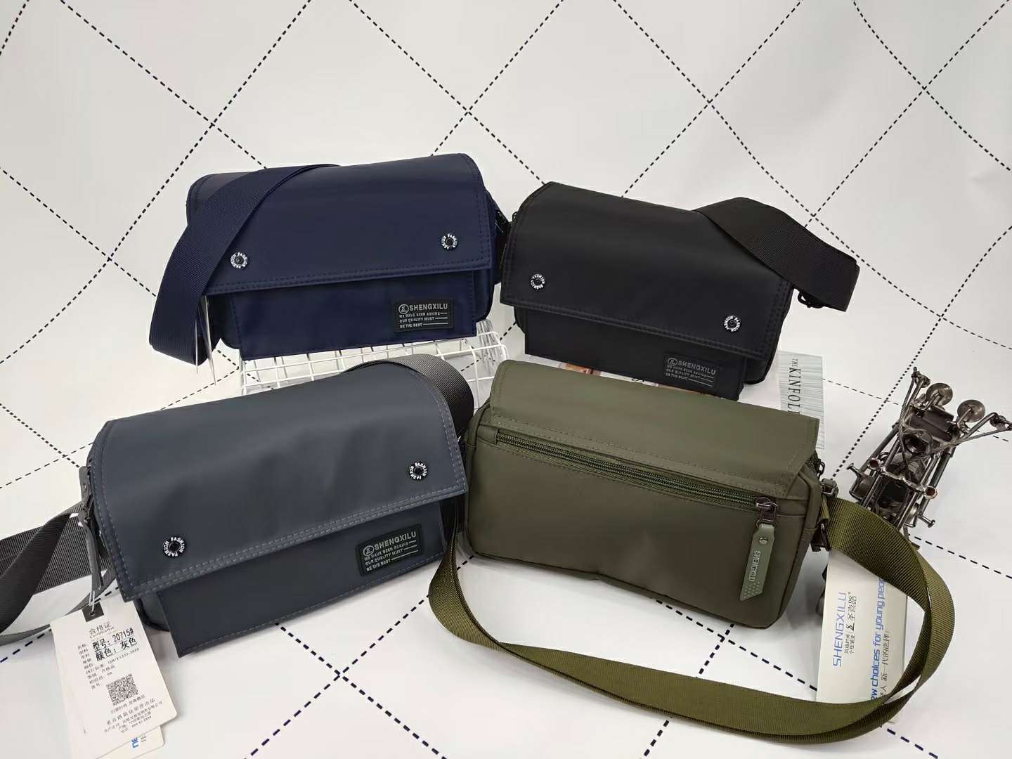 Men's Shoulder Bag Crossbody Bag Waterproof Nylon Specification drawing