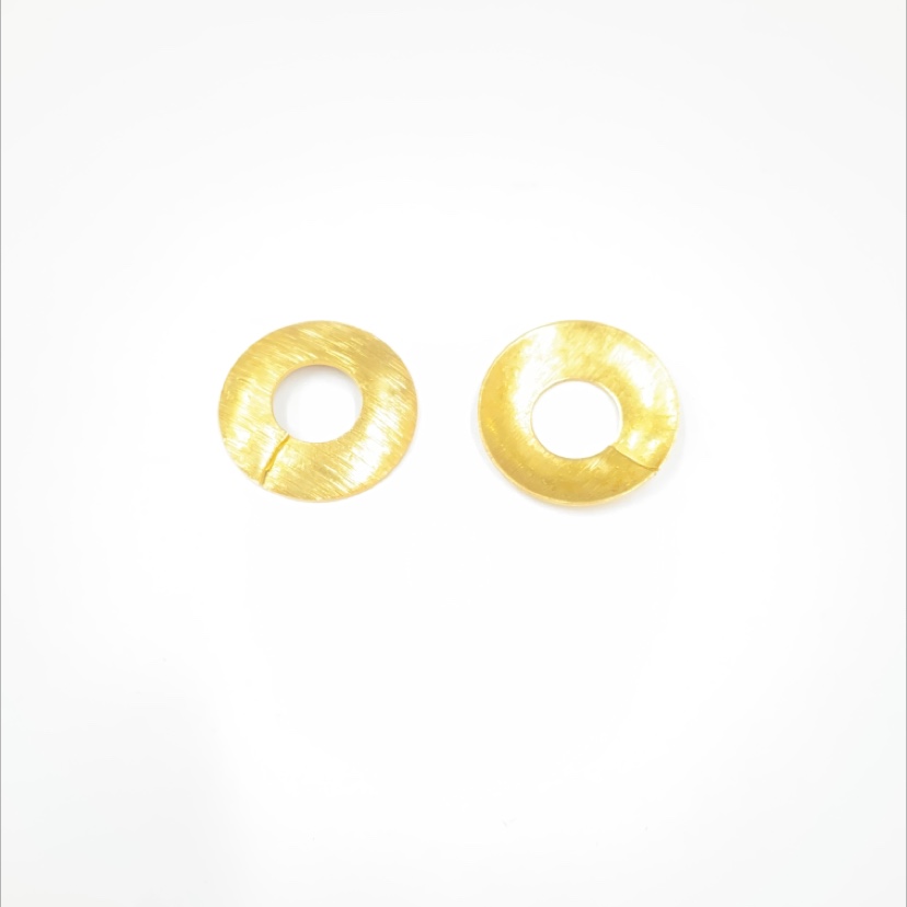XH04111 Lassa hollow disc cut