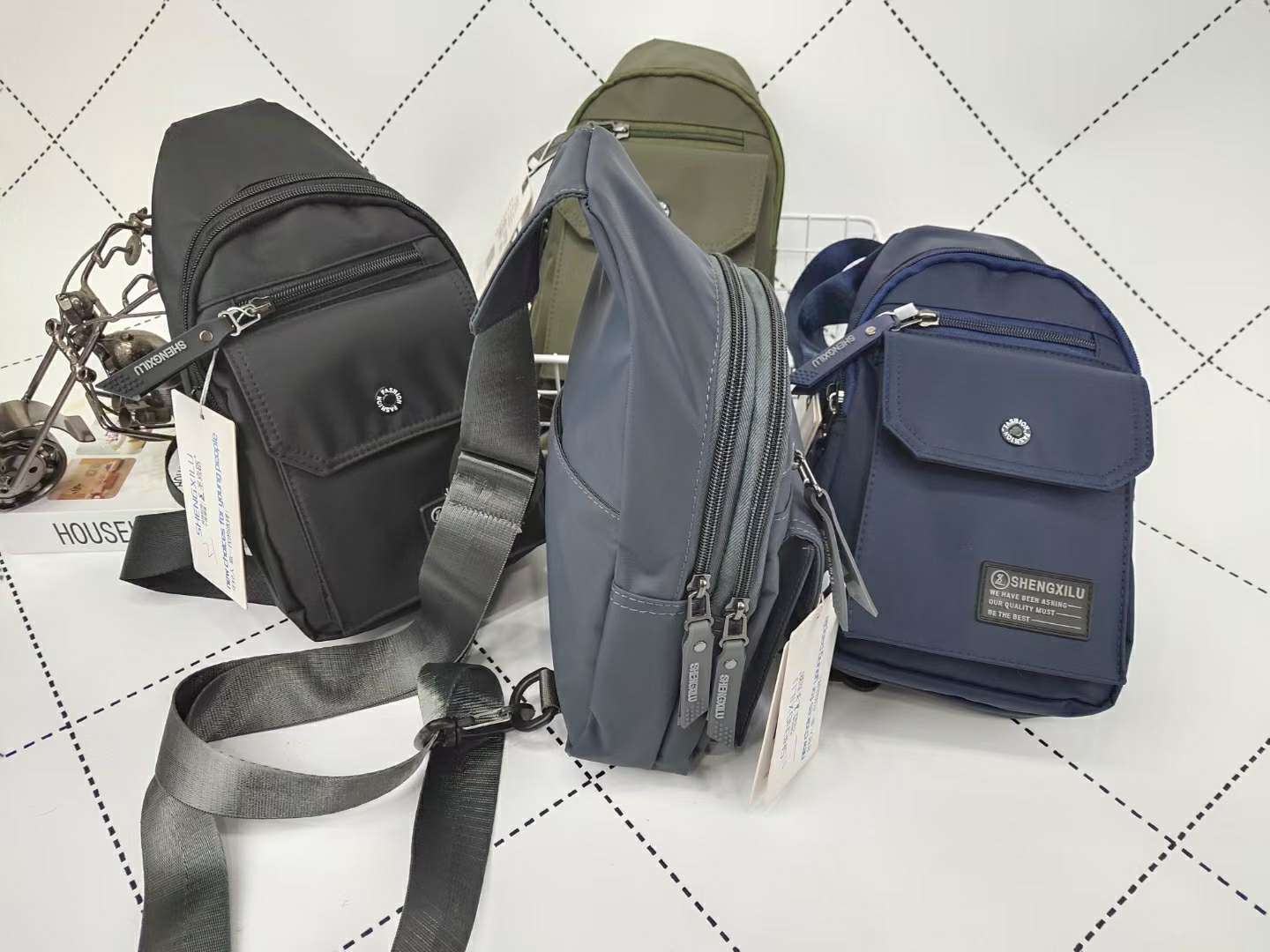 Men's Chest Bag, Waterproof Nylon Item Picture