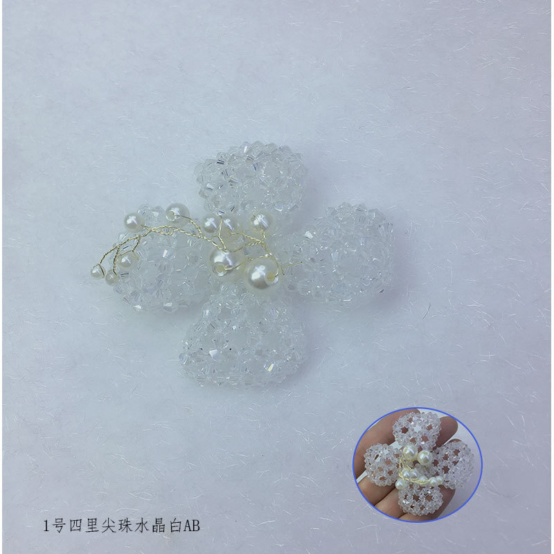 Hand-woven patchwork with crystal, pointed beads, rose flowers, hair clips, accessories, hats, shoes, flowers, clothing and accessories Application Scenario