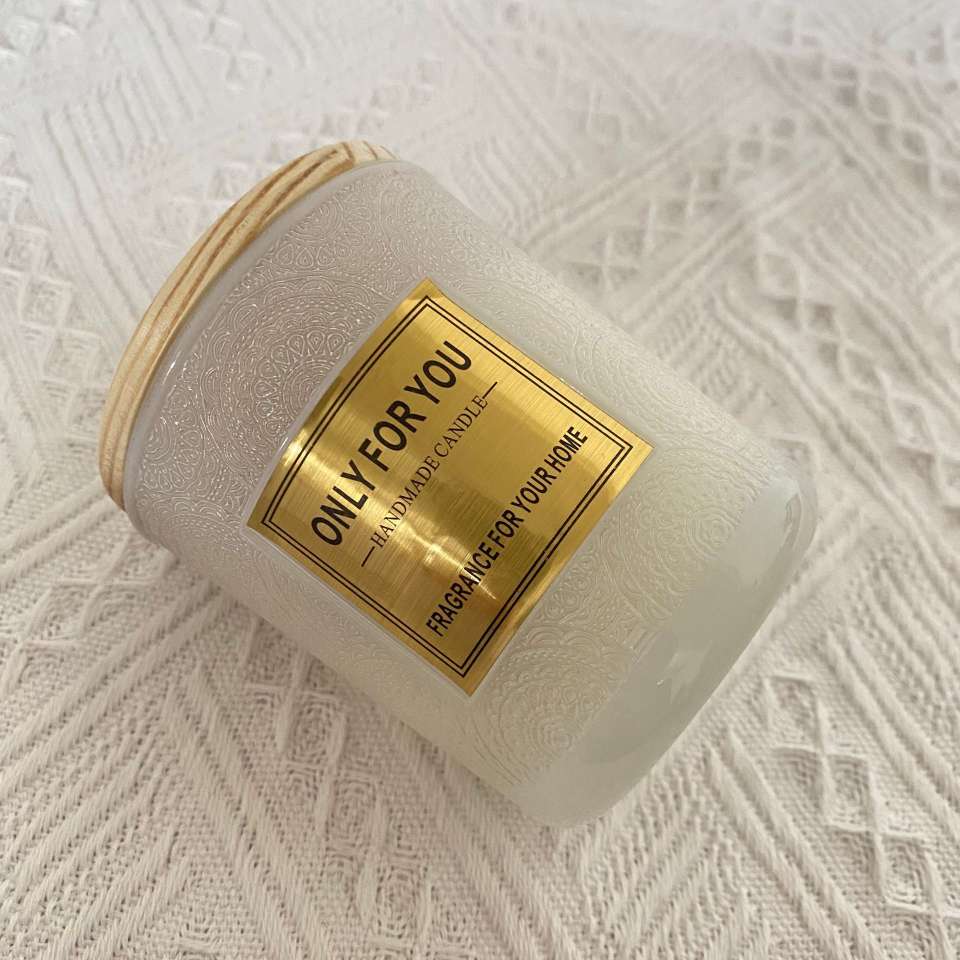 Home Decoration Nordic Aromatherapy Candle Smokeless Aromatherapy Relief Glass Aromatherapy Essential Oil With Hand Gift Application Scenario